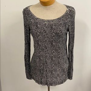 White House black market lightweight sweater